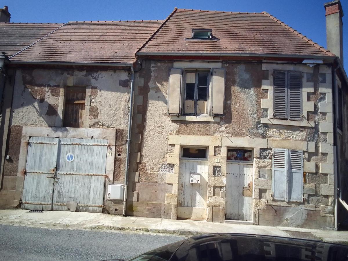 Chambre Chez L'Habitant Saint-Pierre-le-Moûtier Esterno foto